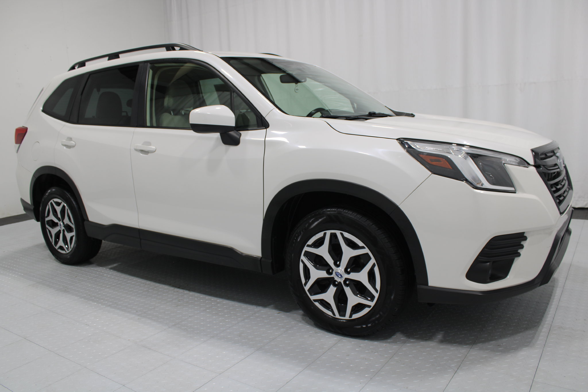 Used 2023 Subaru Forester Premium SUV