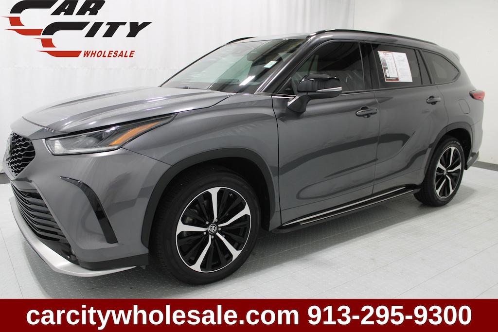 Used 2021 Toyota Highlander XSE SUV