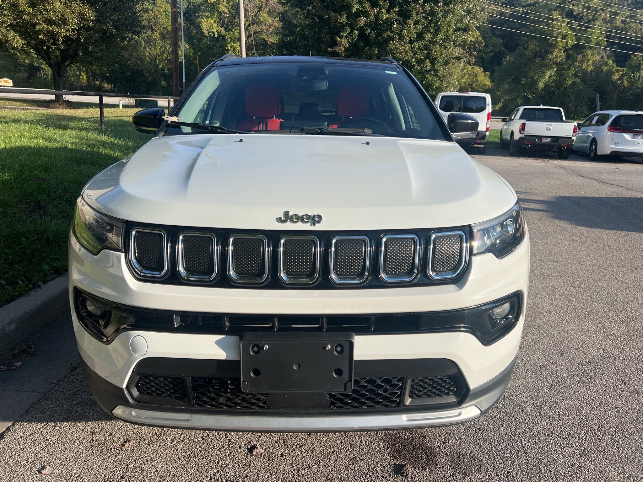 2022 Jeep Compass Limited photo 2
