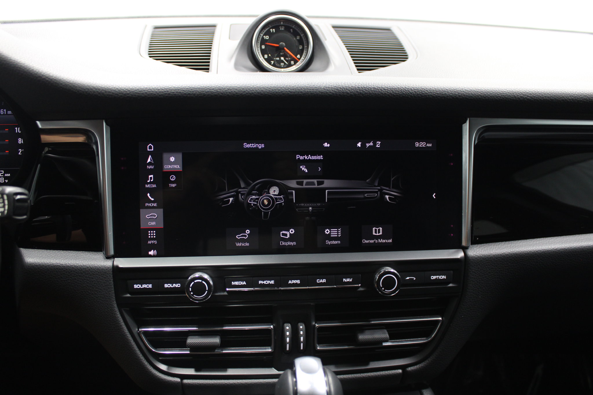 2021 Porsche Macan S - Photo 31