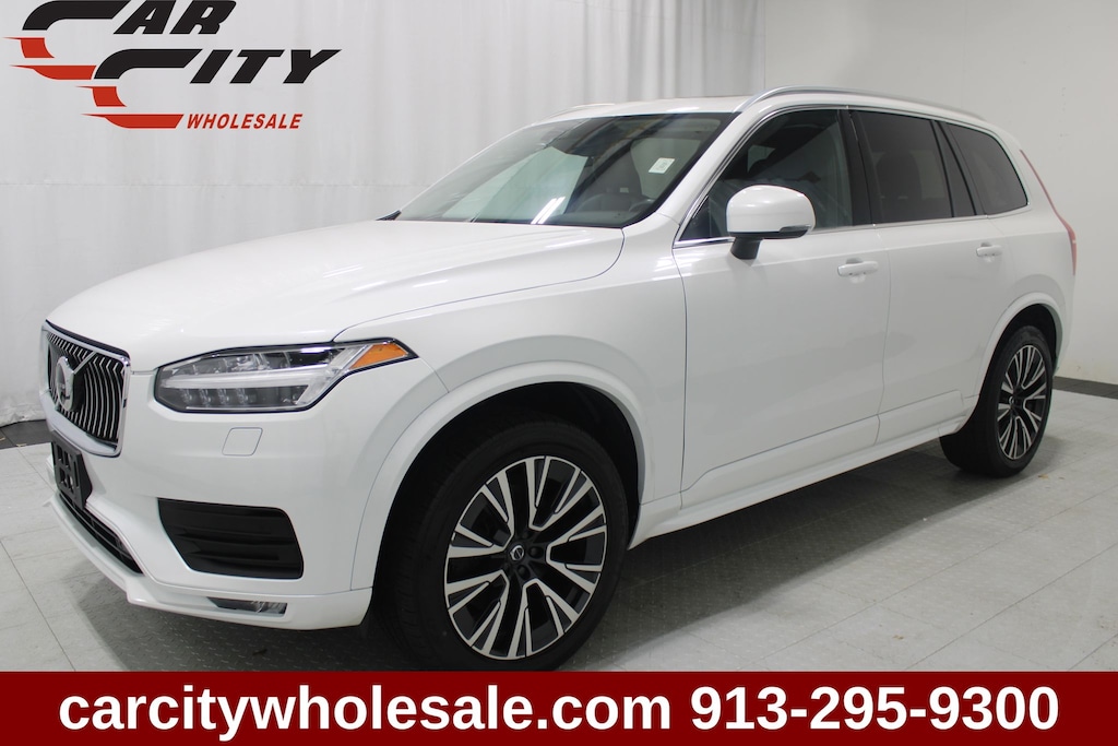 Used 2021 Volvo XC90 T5 Momentum SUV