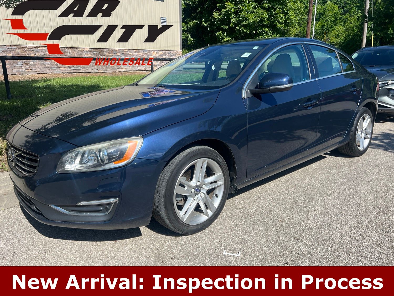 2015 Volvo S60 T5 Drive-E FWD Platinum's photo