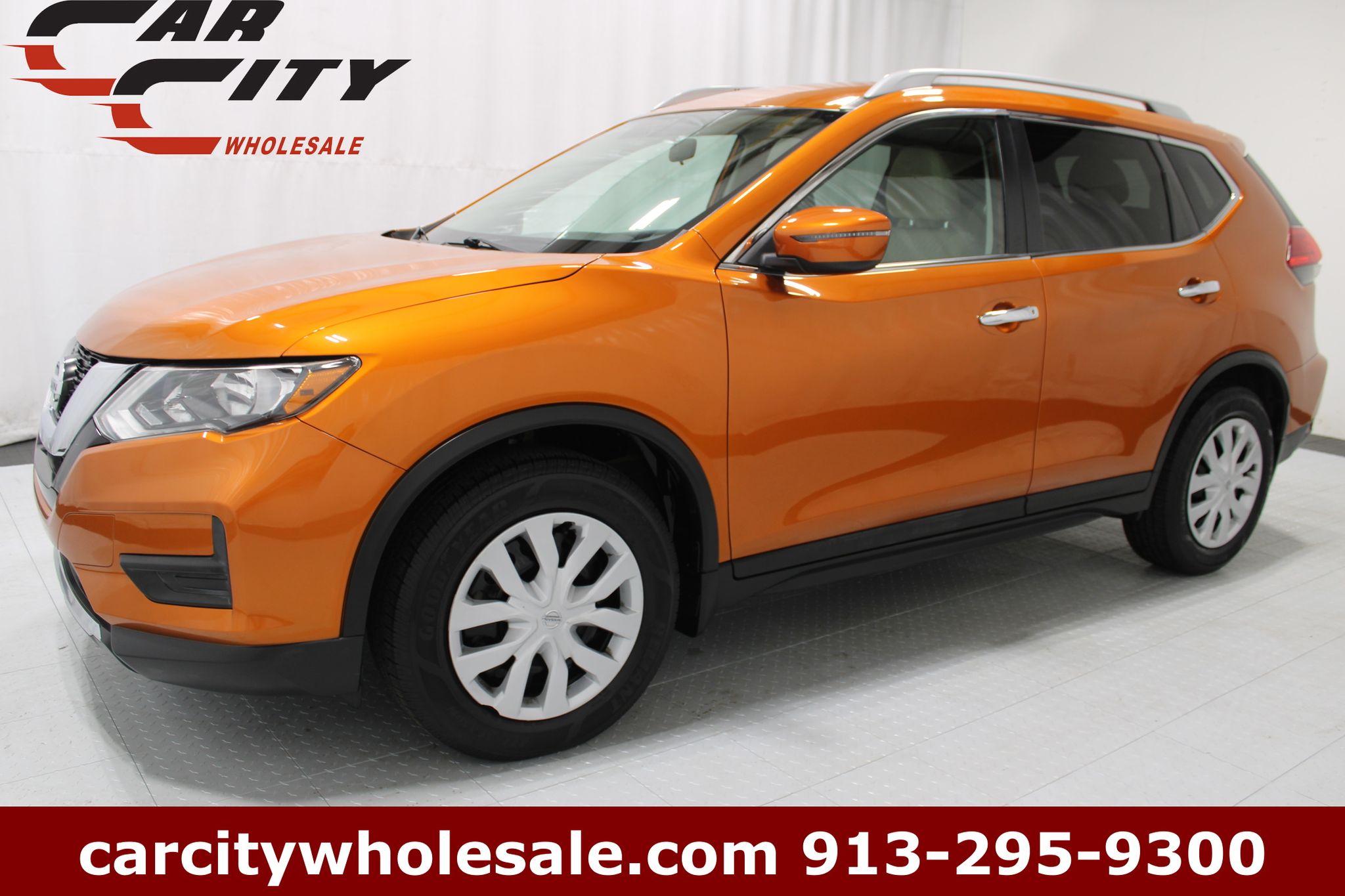 2017 Nissan Rogue S FWD's photo