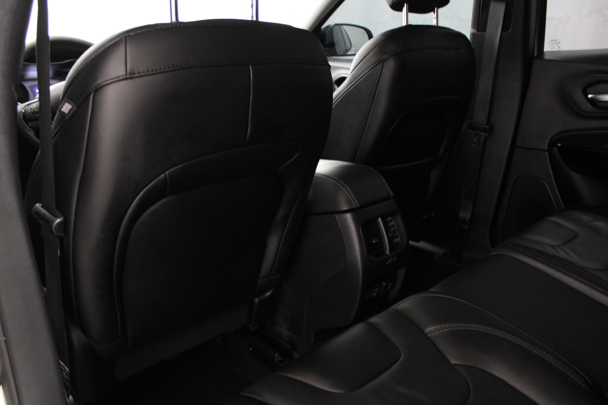 2023 Jeep Cherokee Altitude Lux - Photo 16
