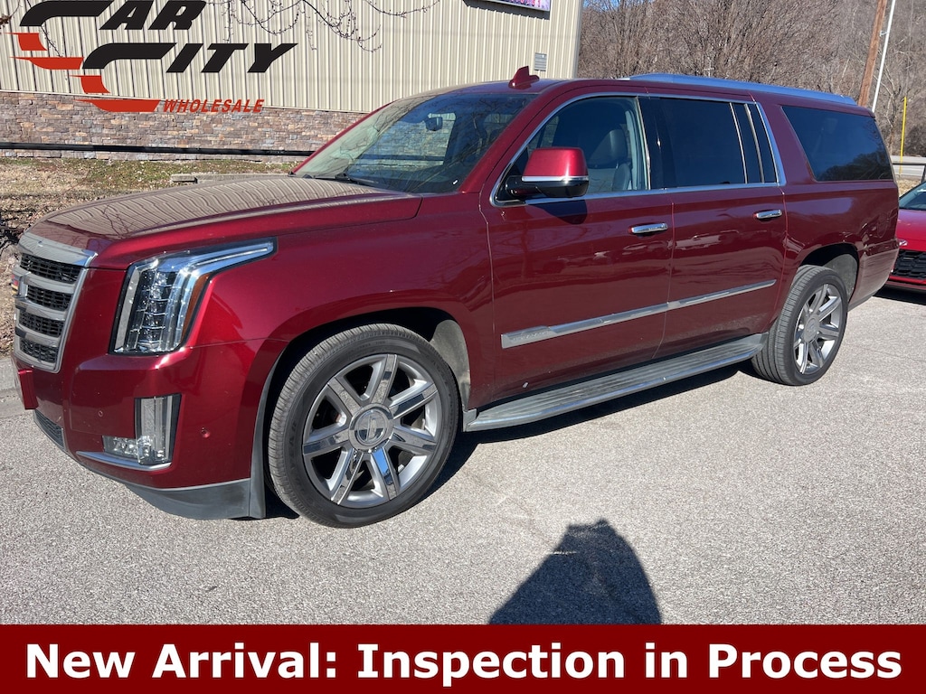 Used 2017 Cadillac Escalade ESV Luxury SUV
