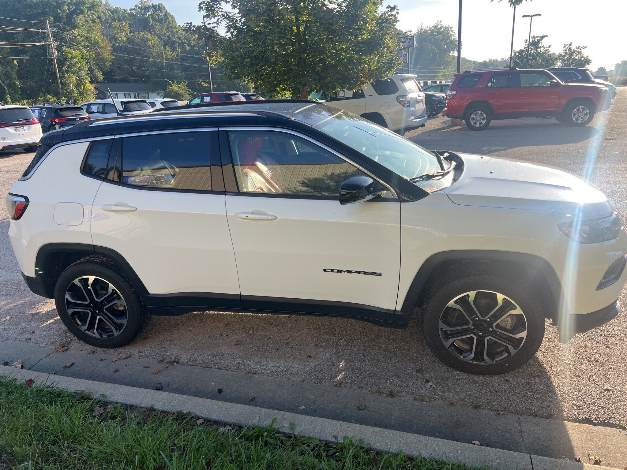 2022 Jeep Compass Limited photo 4