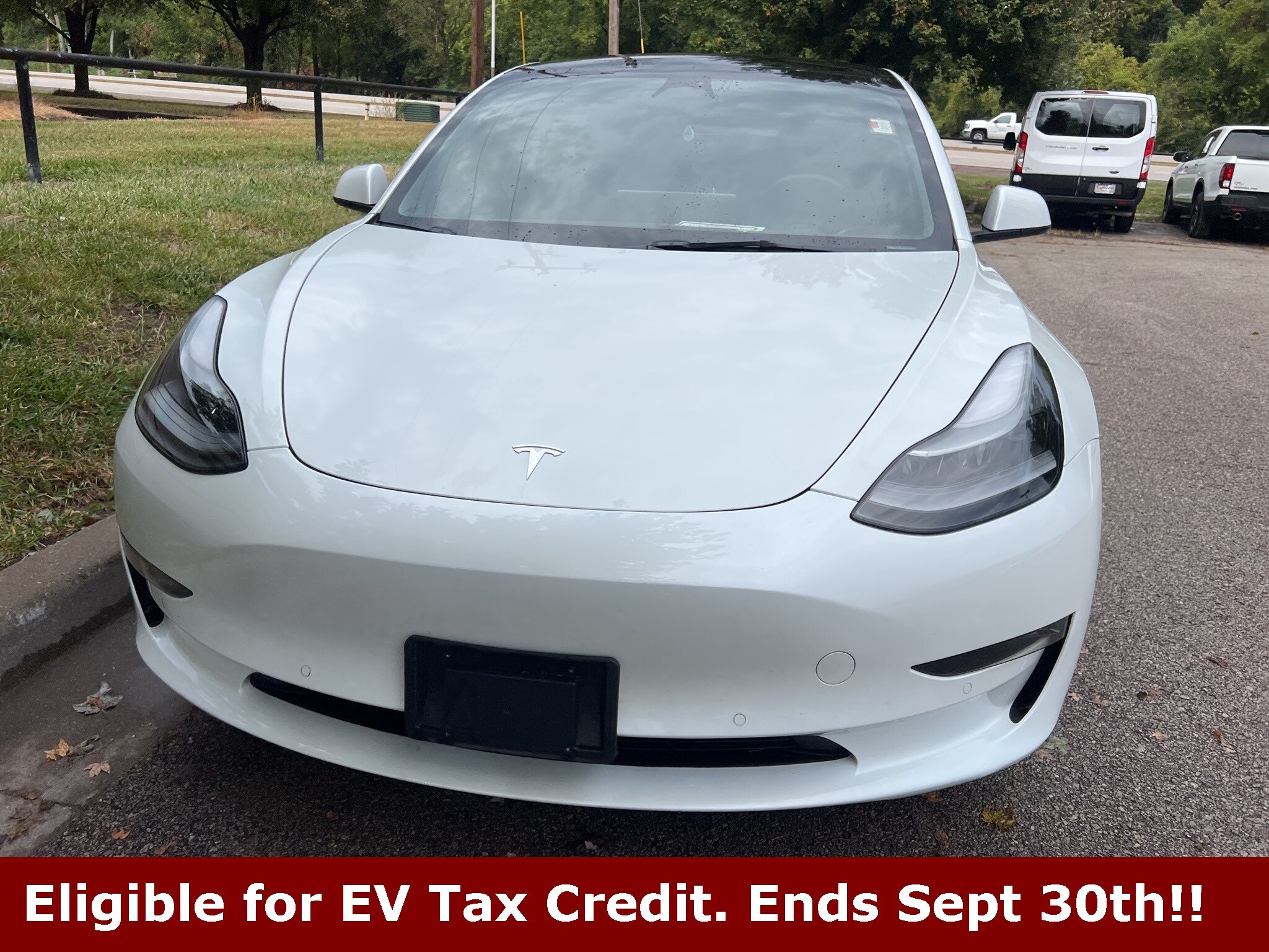 2022 Tesla Model 3 Long Range photo 2