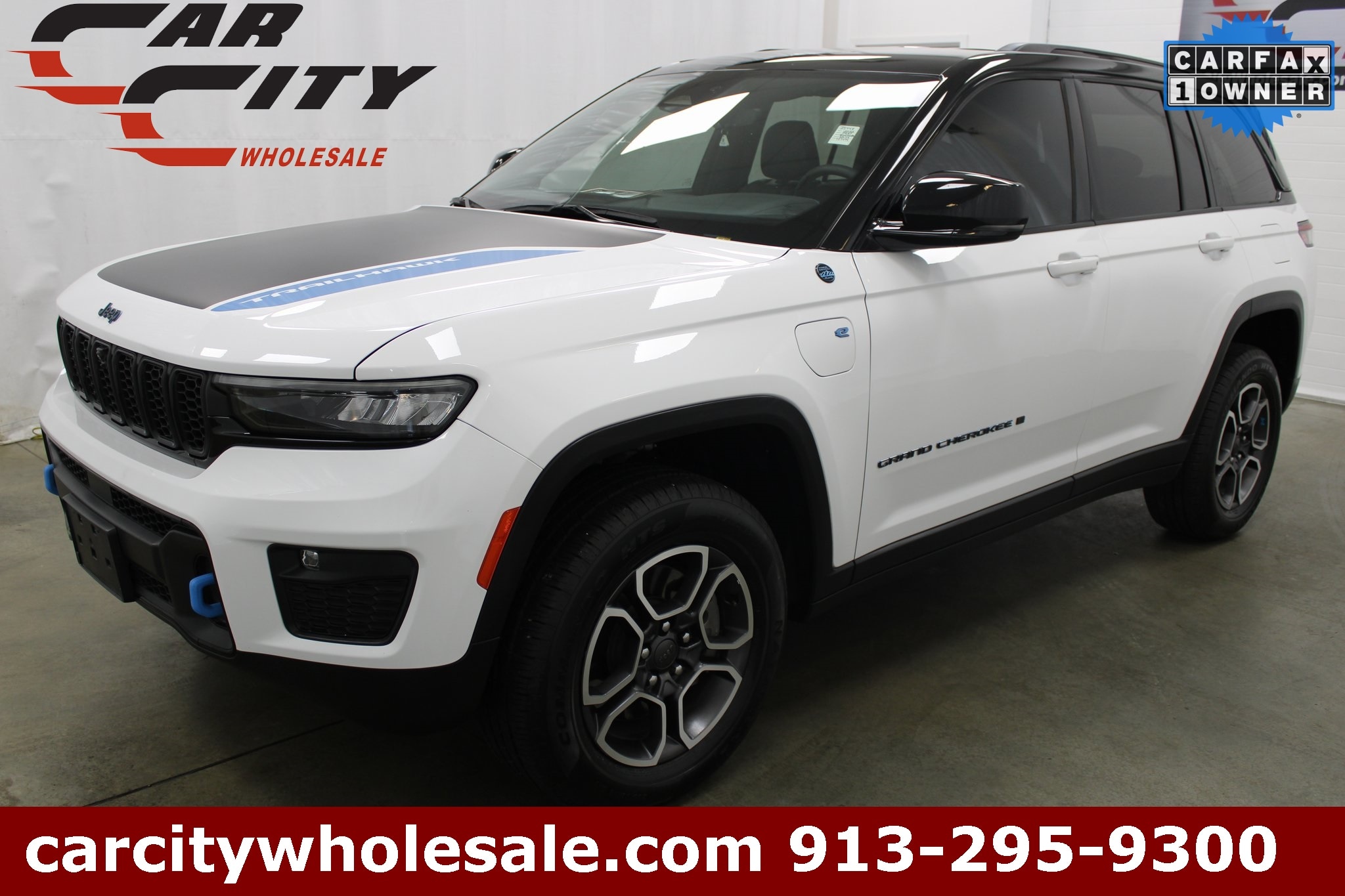 2022 Jeep Grand Cherokee Trailhawk 4xe's photo