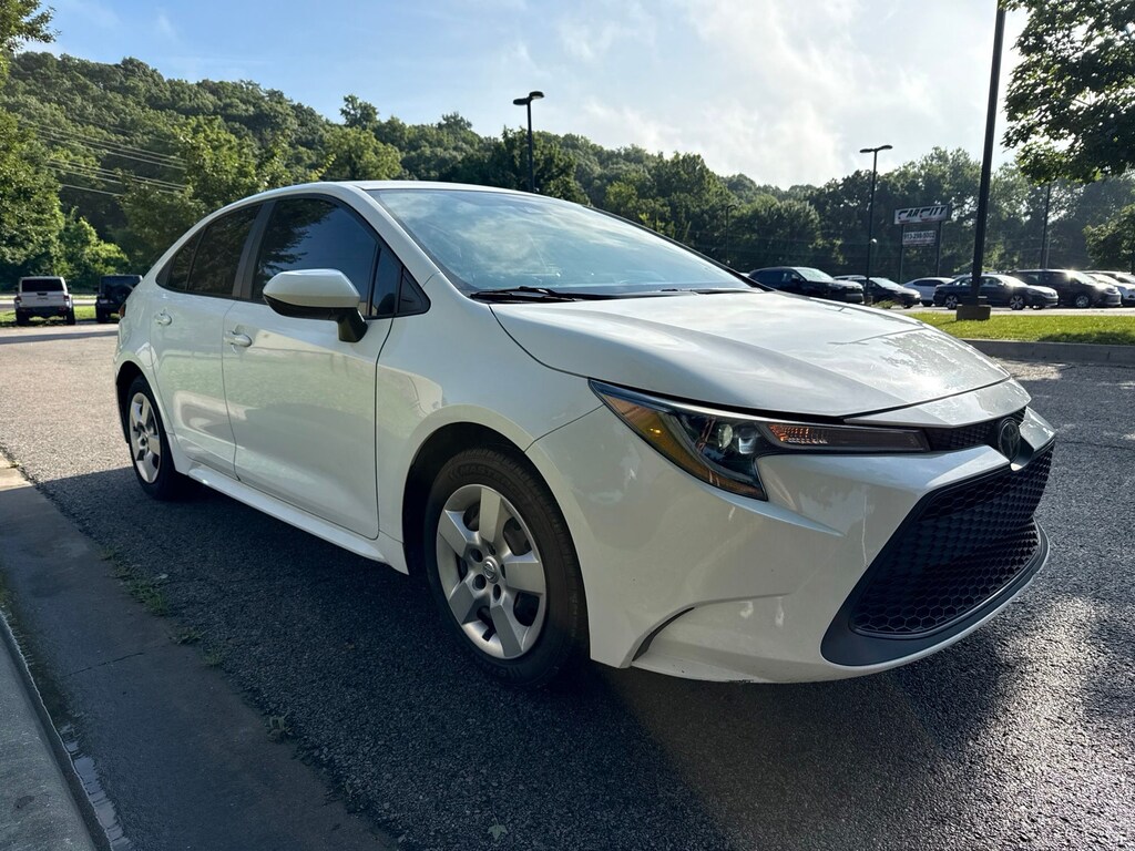 Used 2022 Toyota Corolla LE Sedan