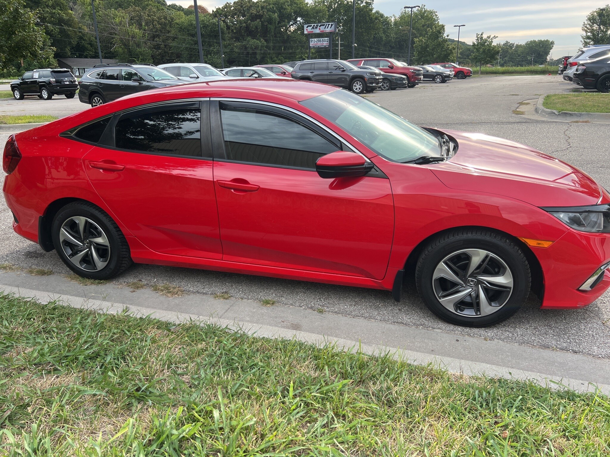 2019 Honda Civic LX photo 4