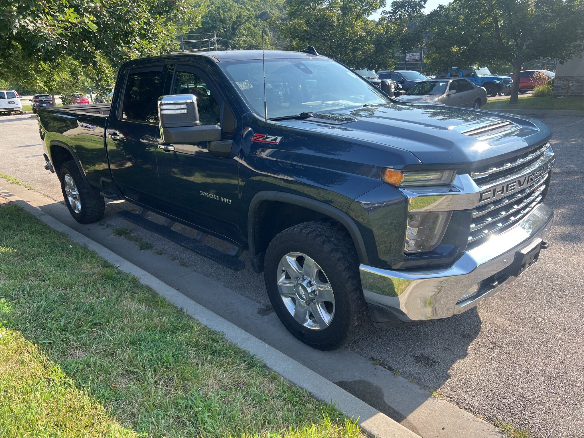 2020 Chevrolet Silverado 3500HD LTZ photo 3