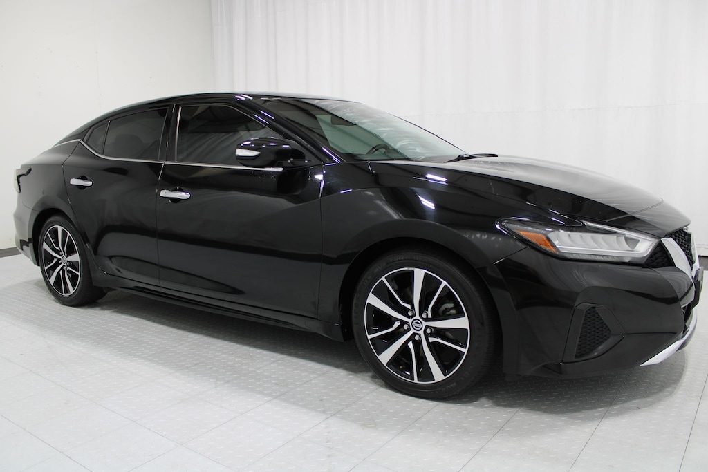 Used 2021 Nissan Maxima SV Sedan