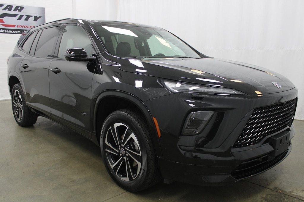 Used 2025 Buick Enclave Sport Touring SUV