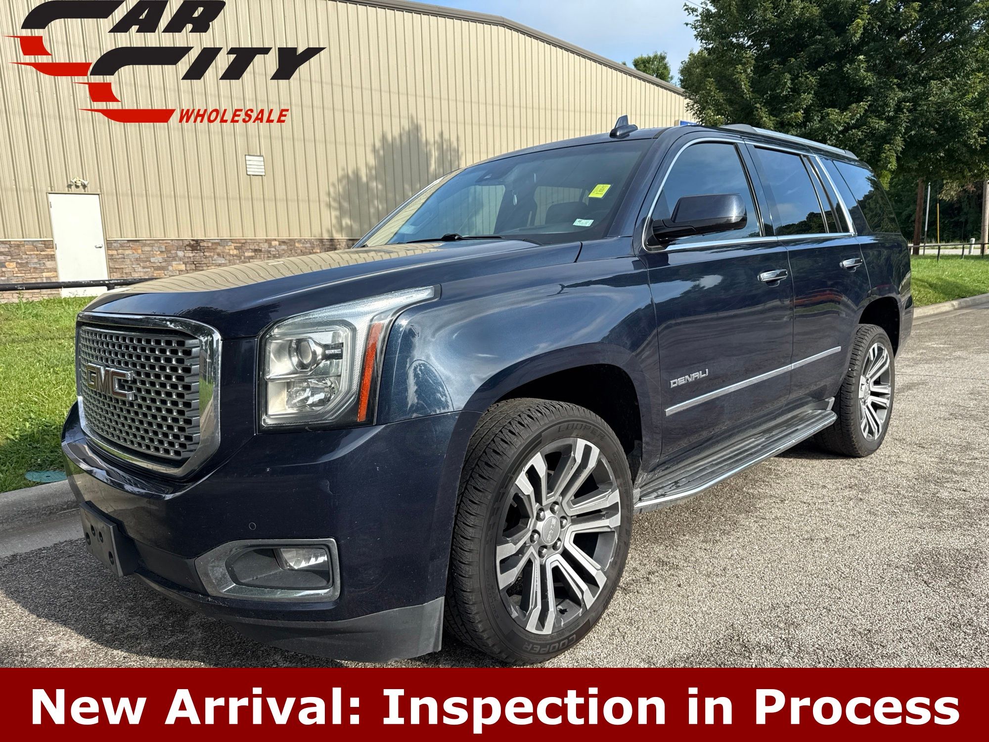2017 GMC Yukon 4WD Denali's photo