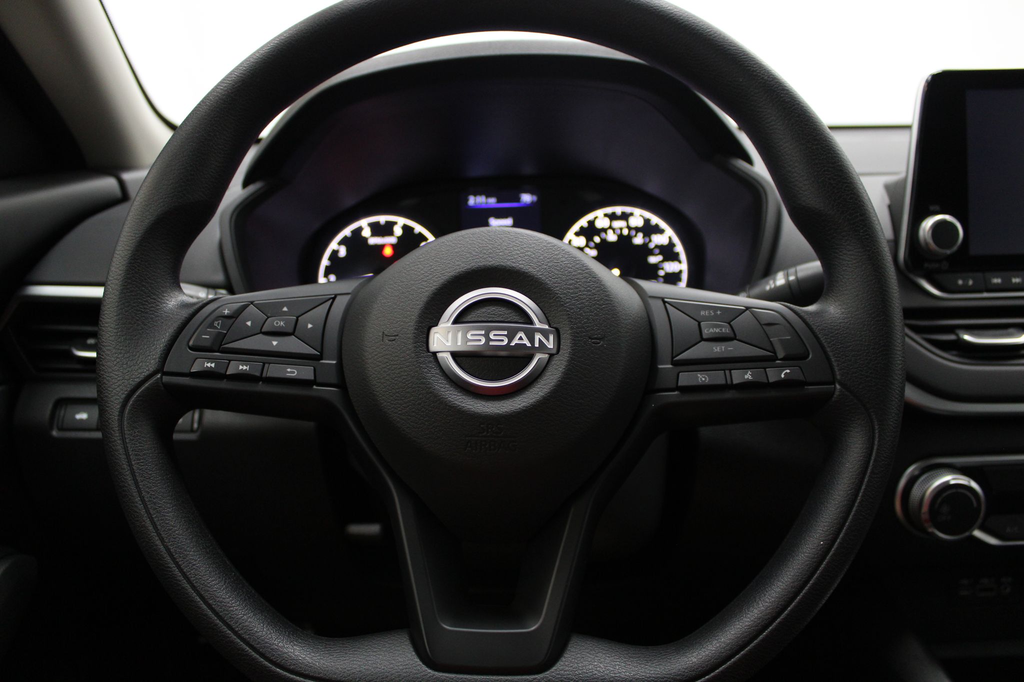2025 Nissan Altima S - Photo 29