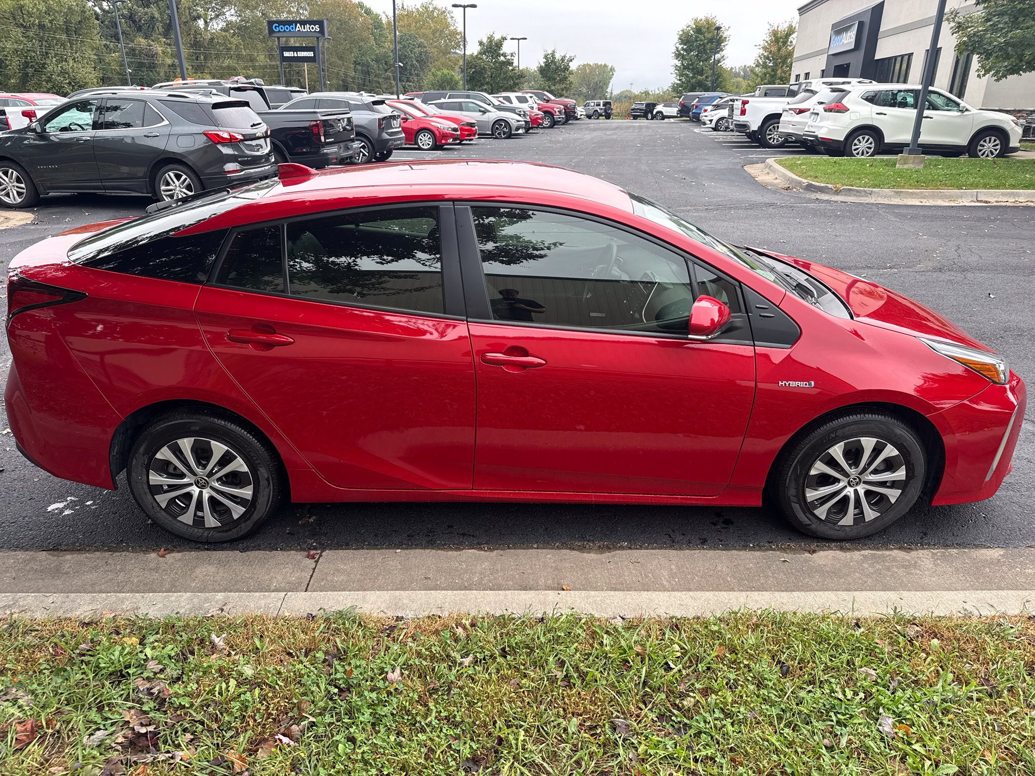 Used 2022 Toyota Prius XLE AWD-e Hatchback