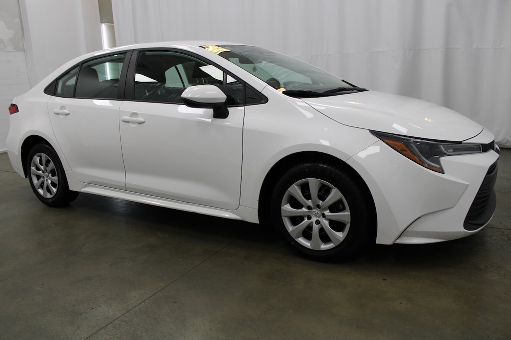 Used 2024 Toyota Corolla LE Sedan