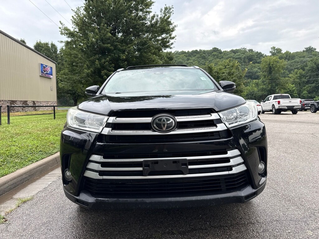 Used 2019 Toyota Highlander XLE SUV