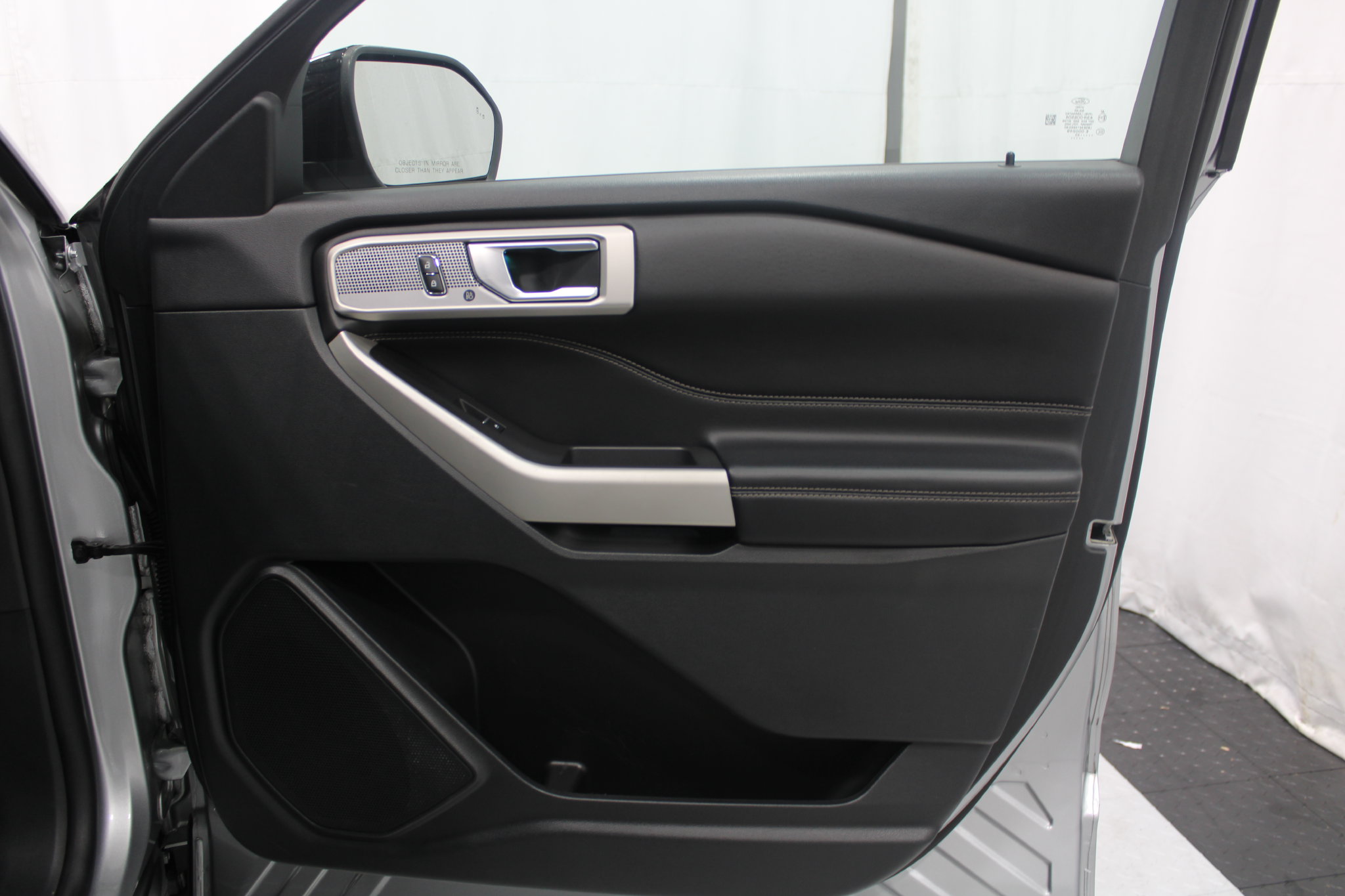 2023 Ford Explorer Limited - Photo 23