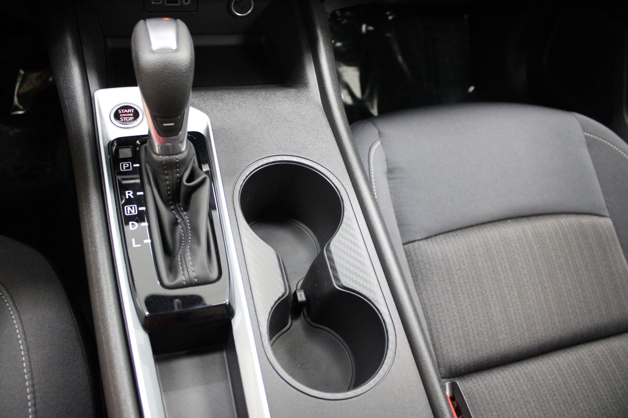 2025 Nissan Altima S - Photo 32