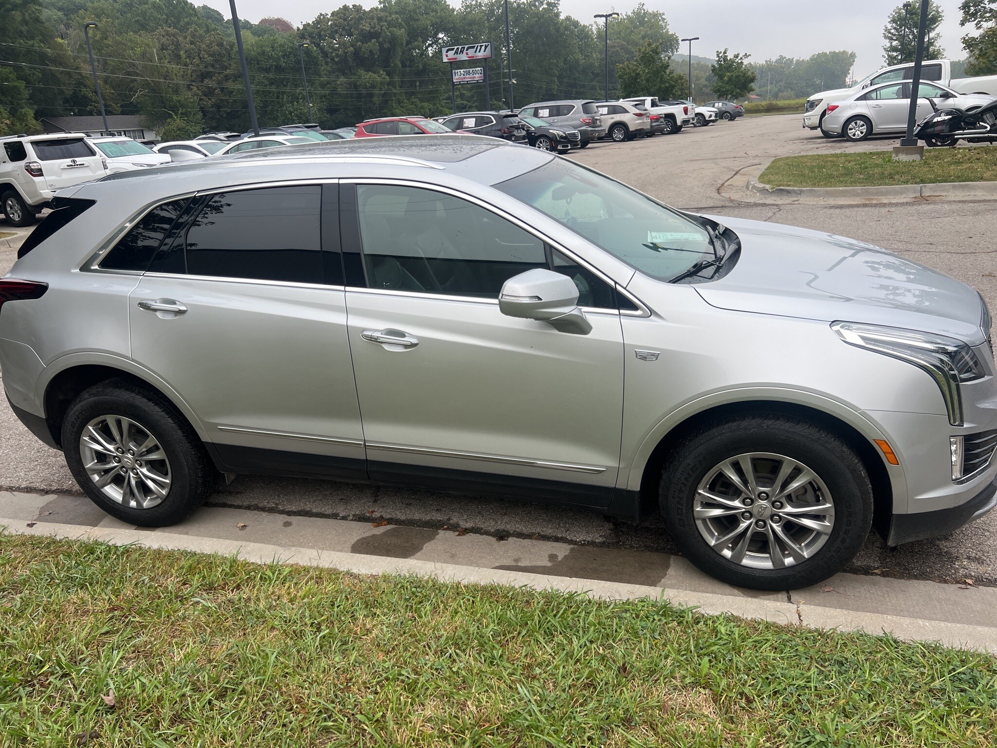 2020 Cadillac XT5 Premium Luxury photo 3