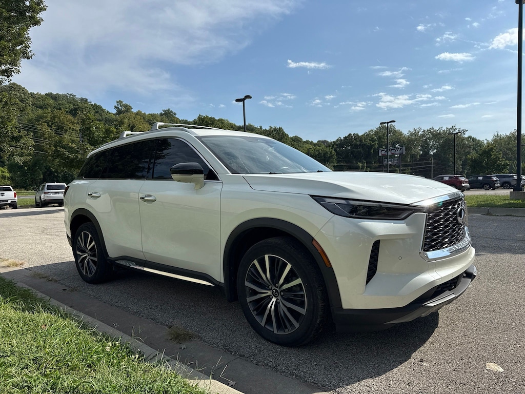 Used 2023 INFINITI QX60 Sensory SUV