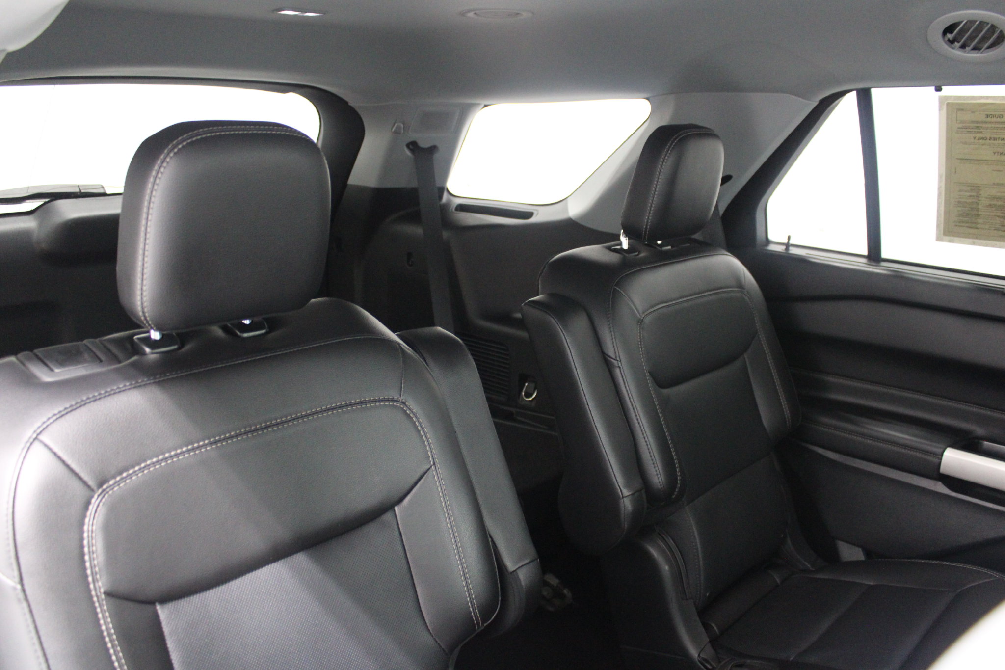 2023 Ford Explorer Limited - Photo 22
