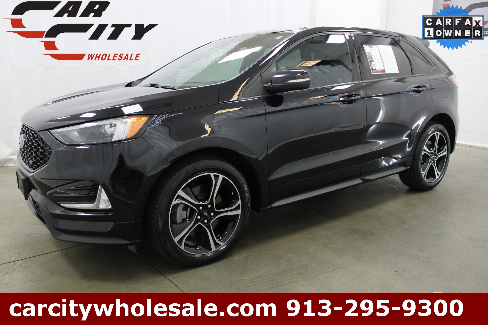 2022 Ford Edge ST's photo