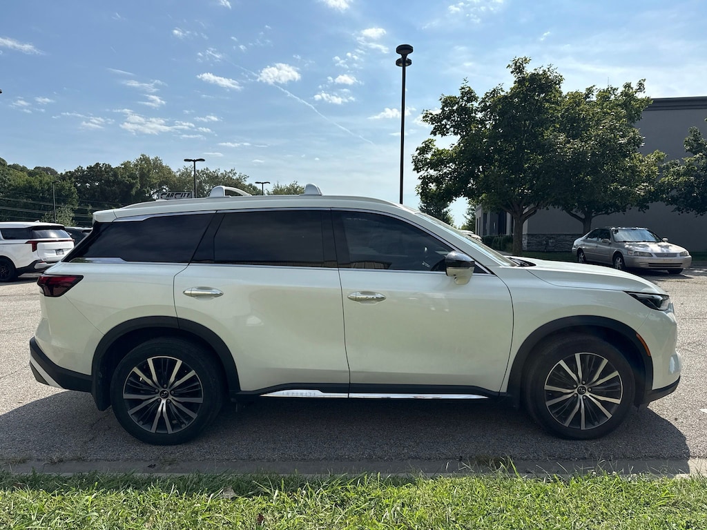 Used 2023 INFINITI QX60 Sensory SUV