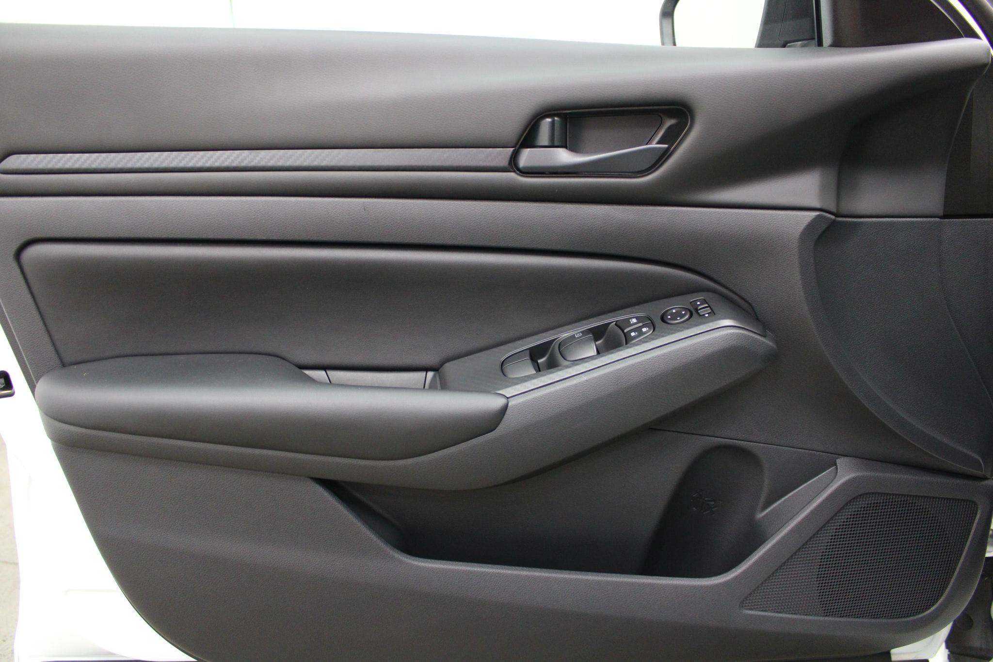 2025 Nissan Altima S - Photo 12