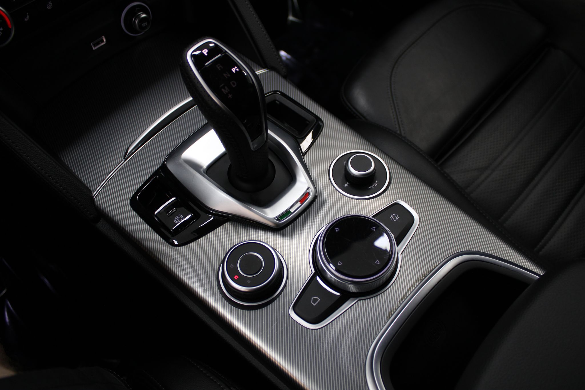 2022 Alfa Romeo Stelvio Ti Veloce - Photo 41