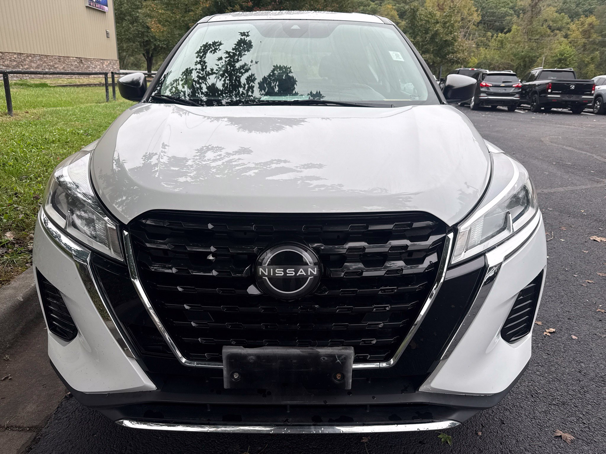 Used 2023 Nissan Kicks S SUV