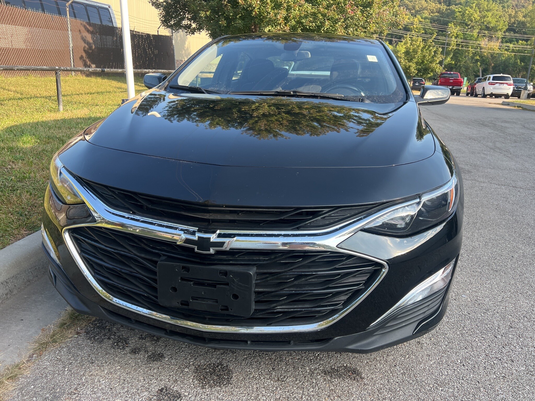 2022 Chevrolet Malibu RS photo 2