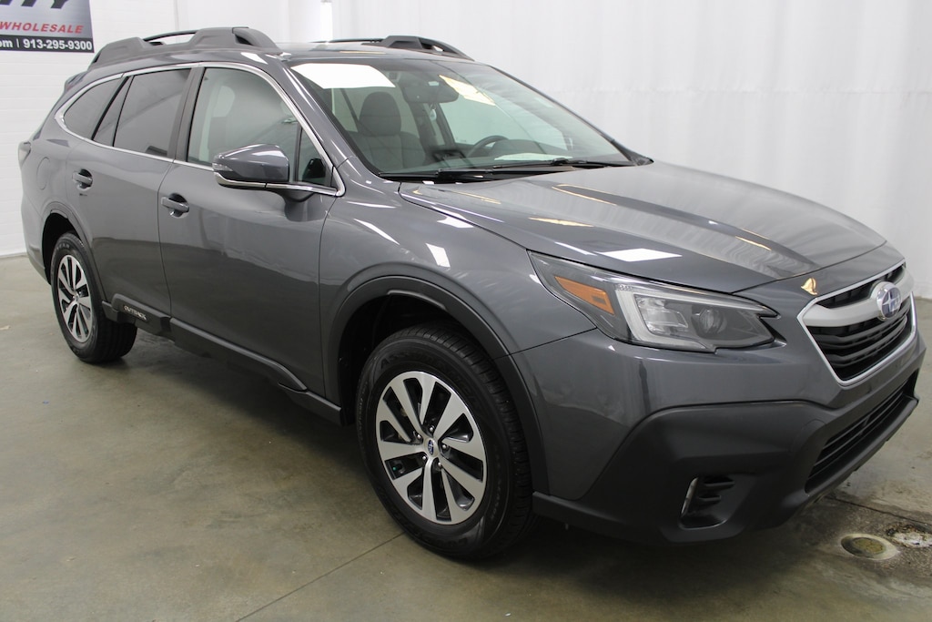Used 2020 Subaru Outback Premium SUV