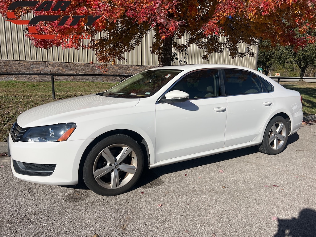 Used 2012 Volkswagen Passat 2.5 SE Sedan