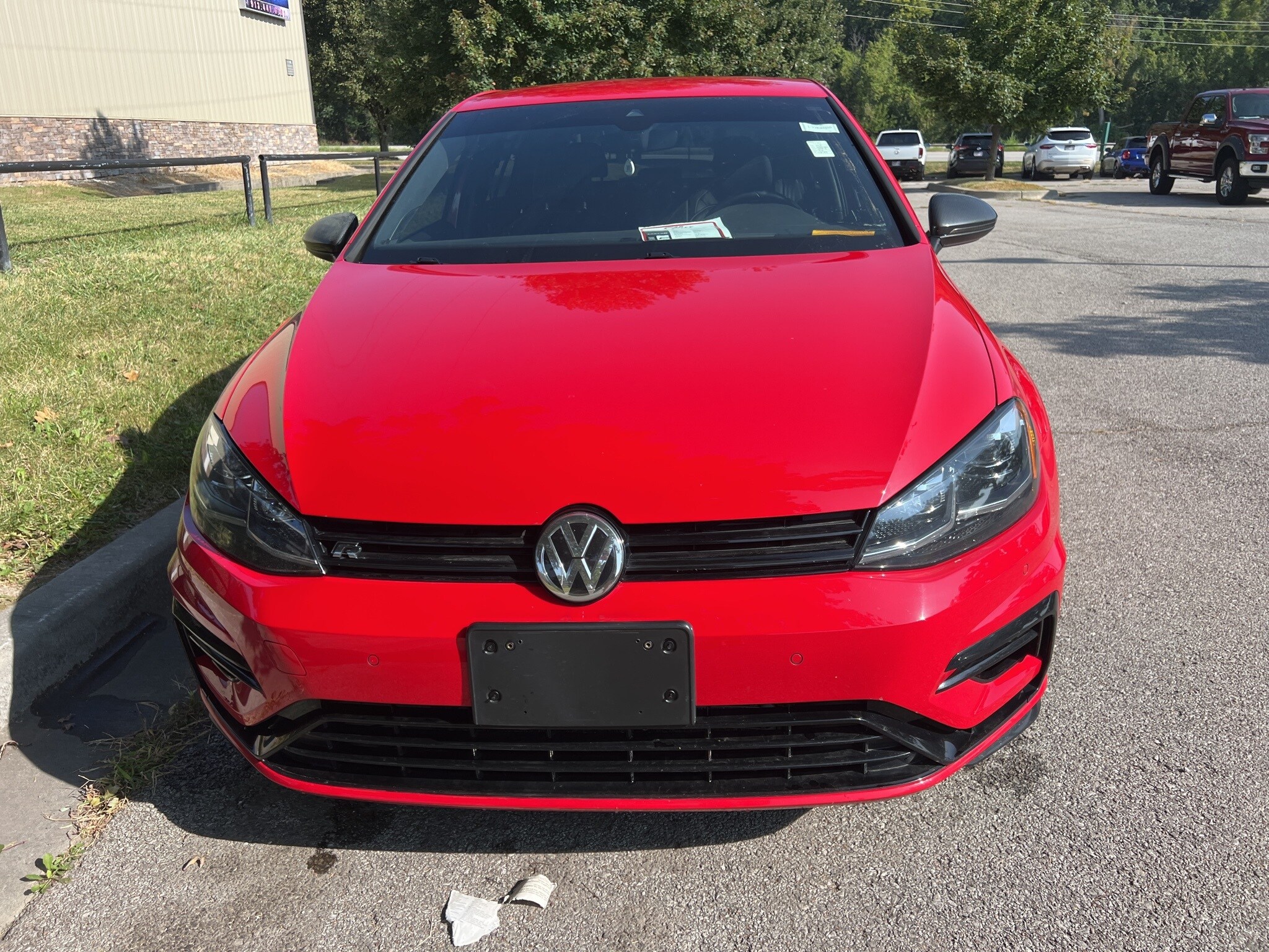 2019 Volkswagen Golf R 4Motion photo 2