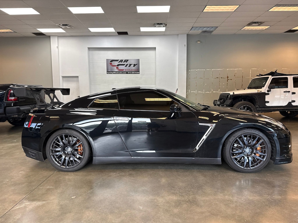 Used 2016 Nissan GT-R Premium Coupe