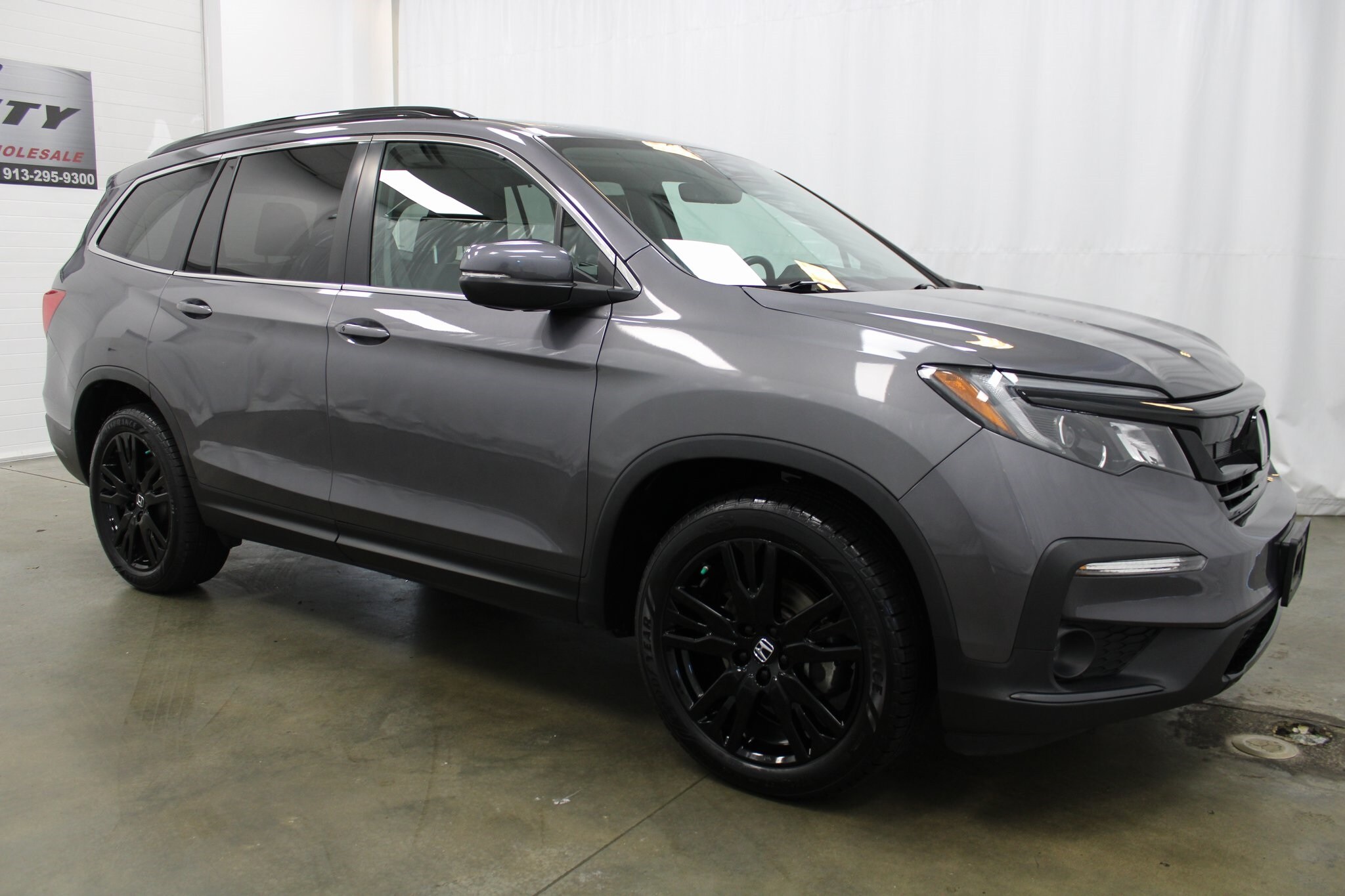 2022 Honda Pilot Special Edition photo 3