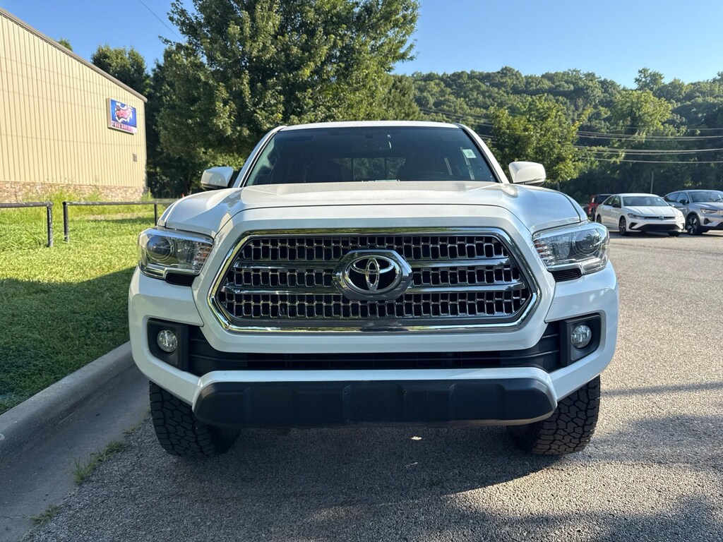 Used 2017 Toyota Tacoma TRD Off-Road Truck