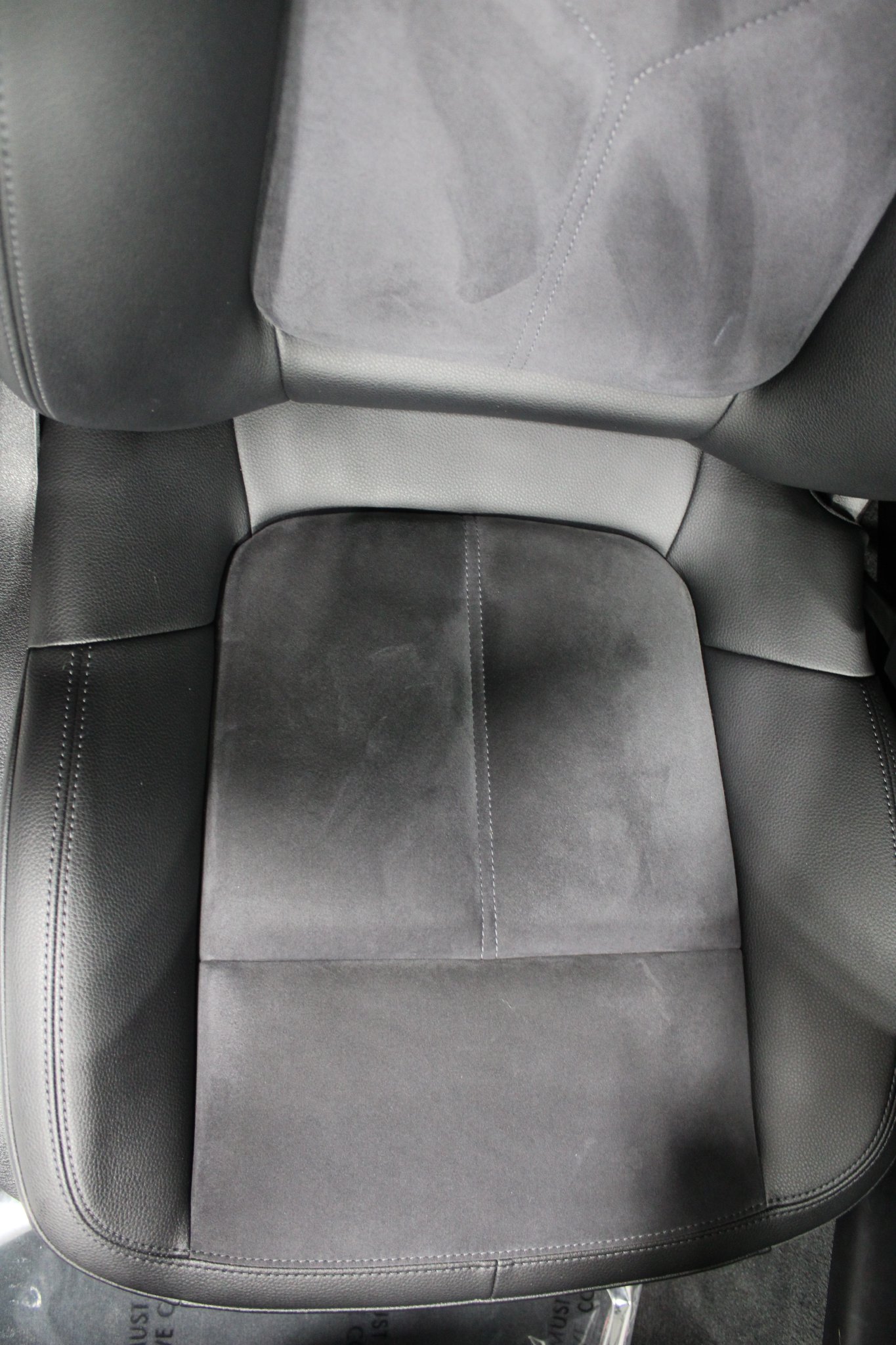 2021 Porsche Macan S - Photo 26
