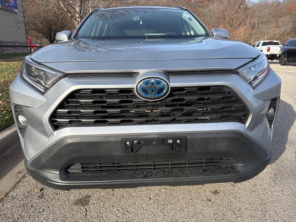 Used 2021 Toyota RAV4 Hybrid XLE SUV