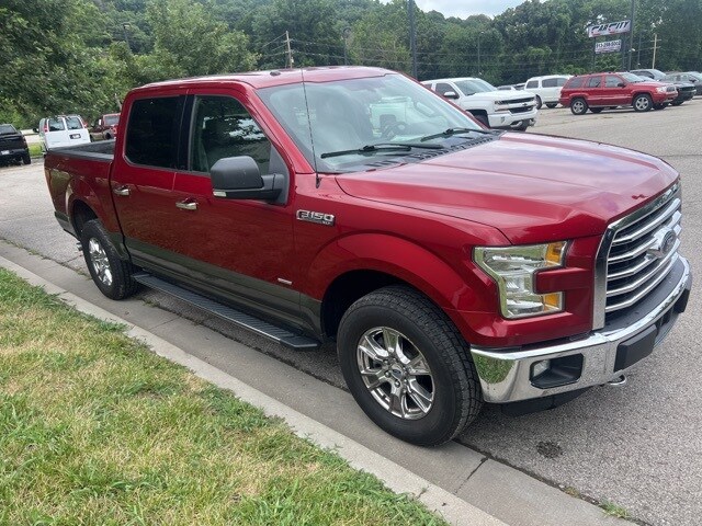 2015 Ford F-150 XLT photo 3