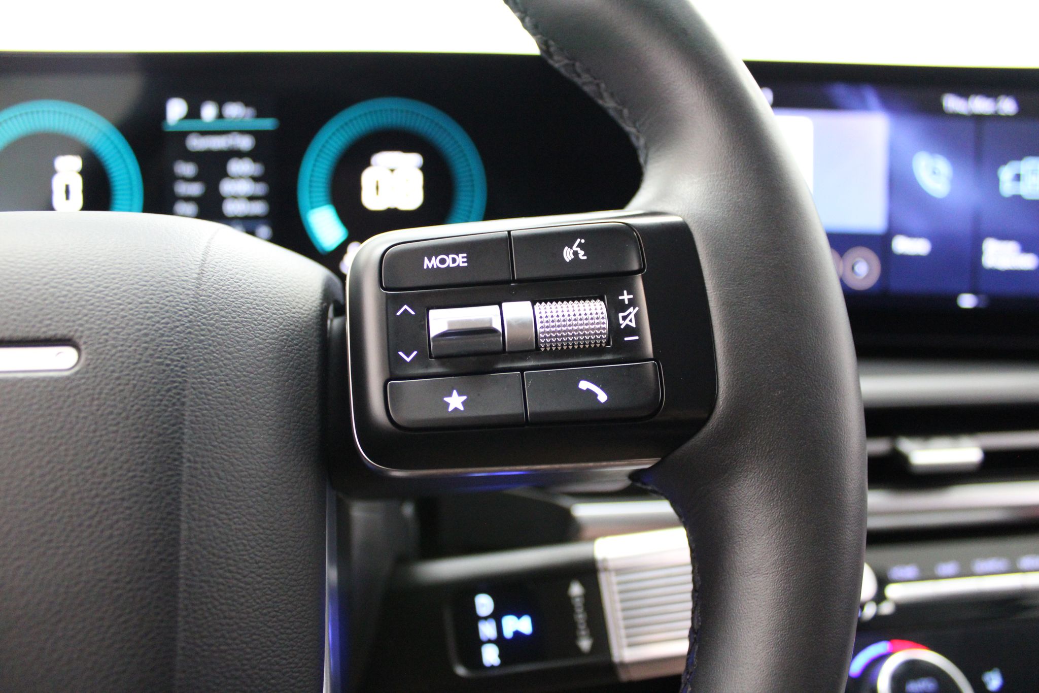 2025 Hyundai Santa Fe SEL - Photo 37