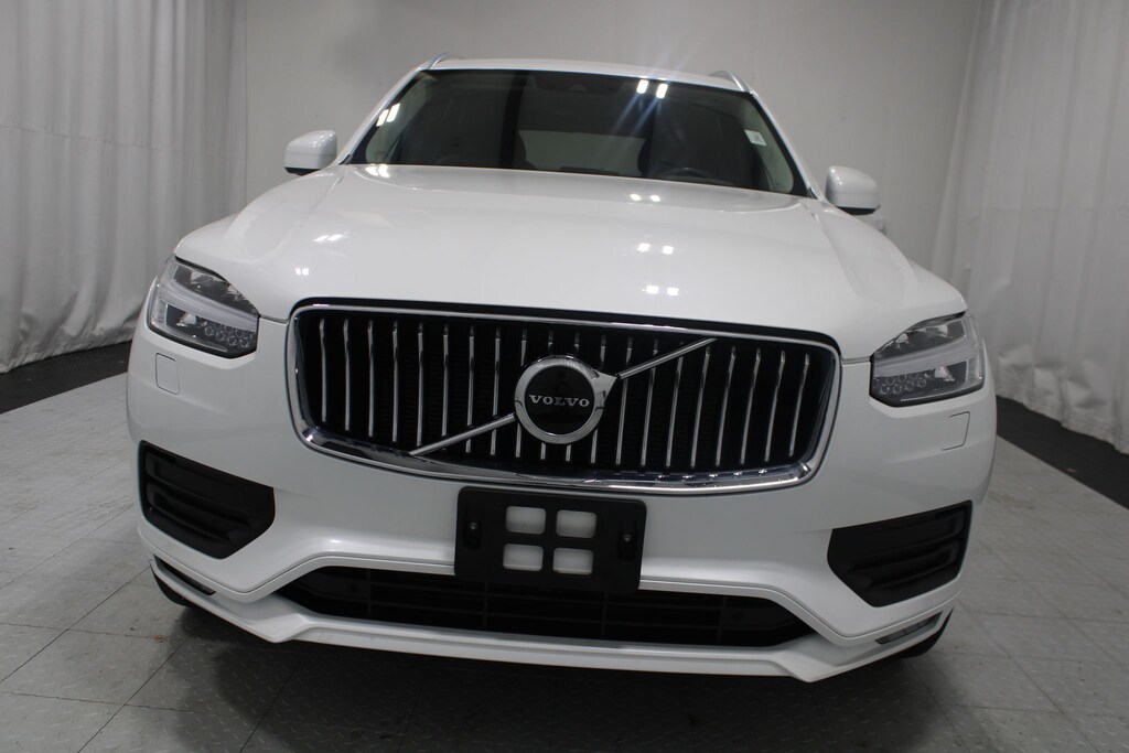 Used 2021 Volvo XC90 T5 Momentum SUV