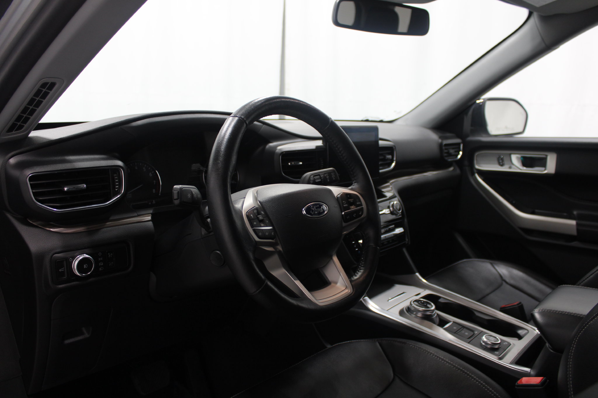 2023 Ford Explorer Limited - Photo 12