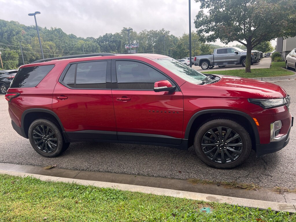 Used 2023 Chevrolet Traverse RS SUV