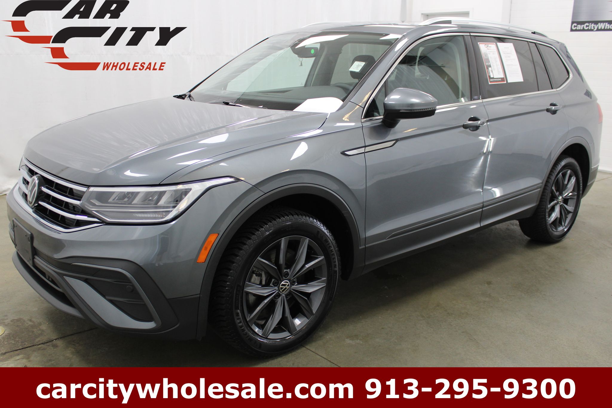 2022 Volkswagen Tiguan 2.0T SE 4Motion's photo