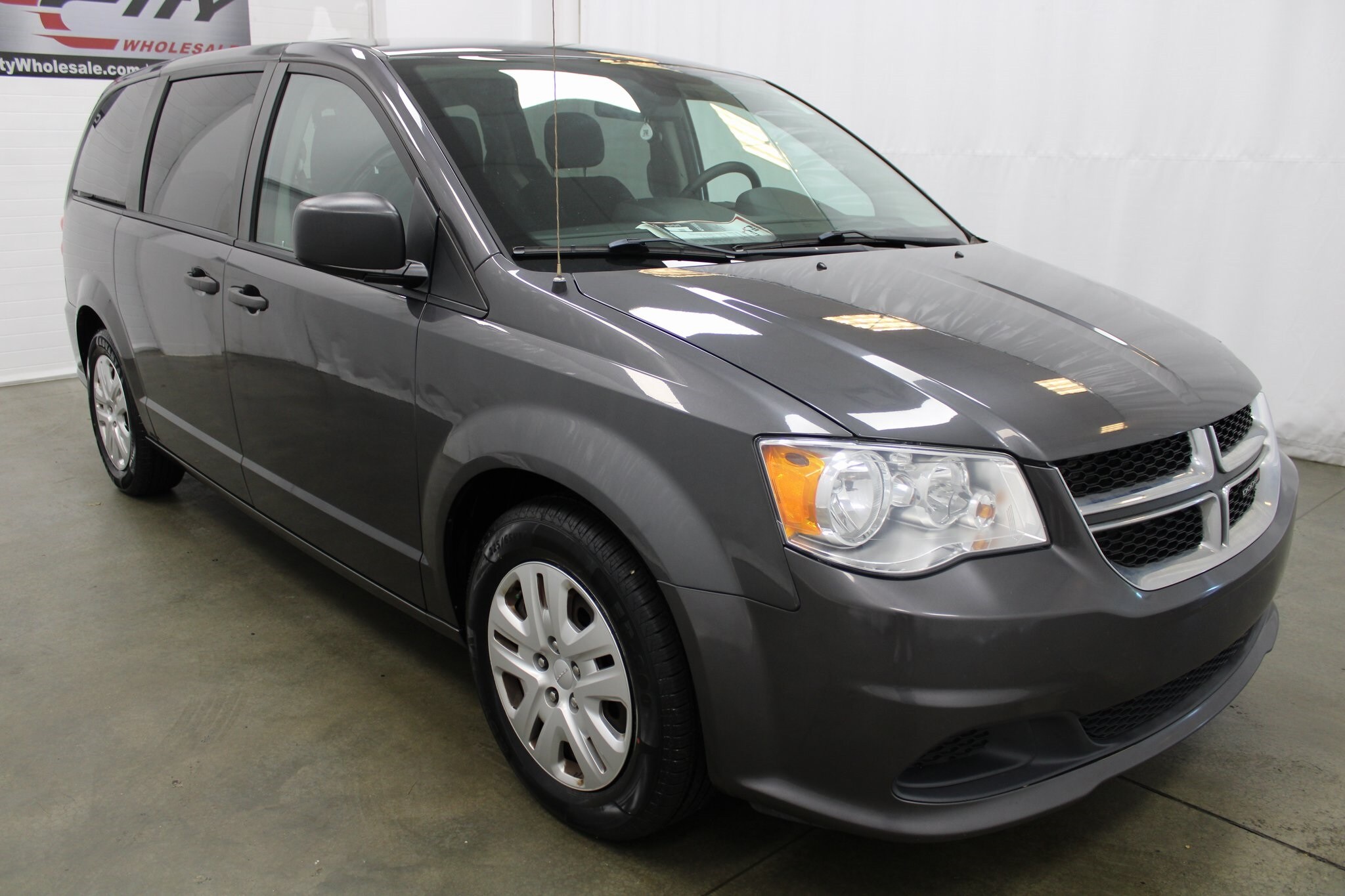 2019 Dodge Grand Caravan SE photo 3