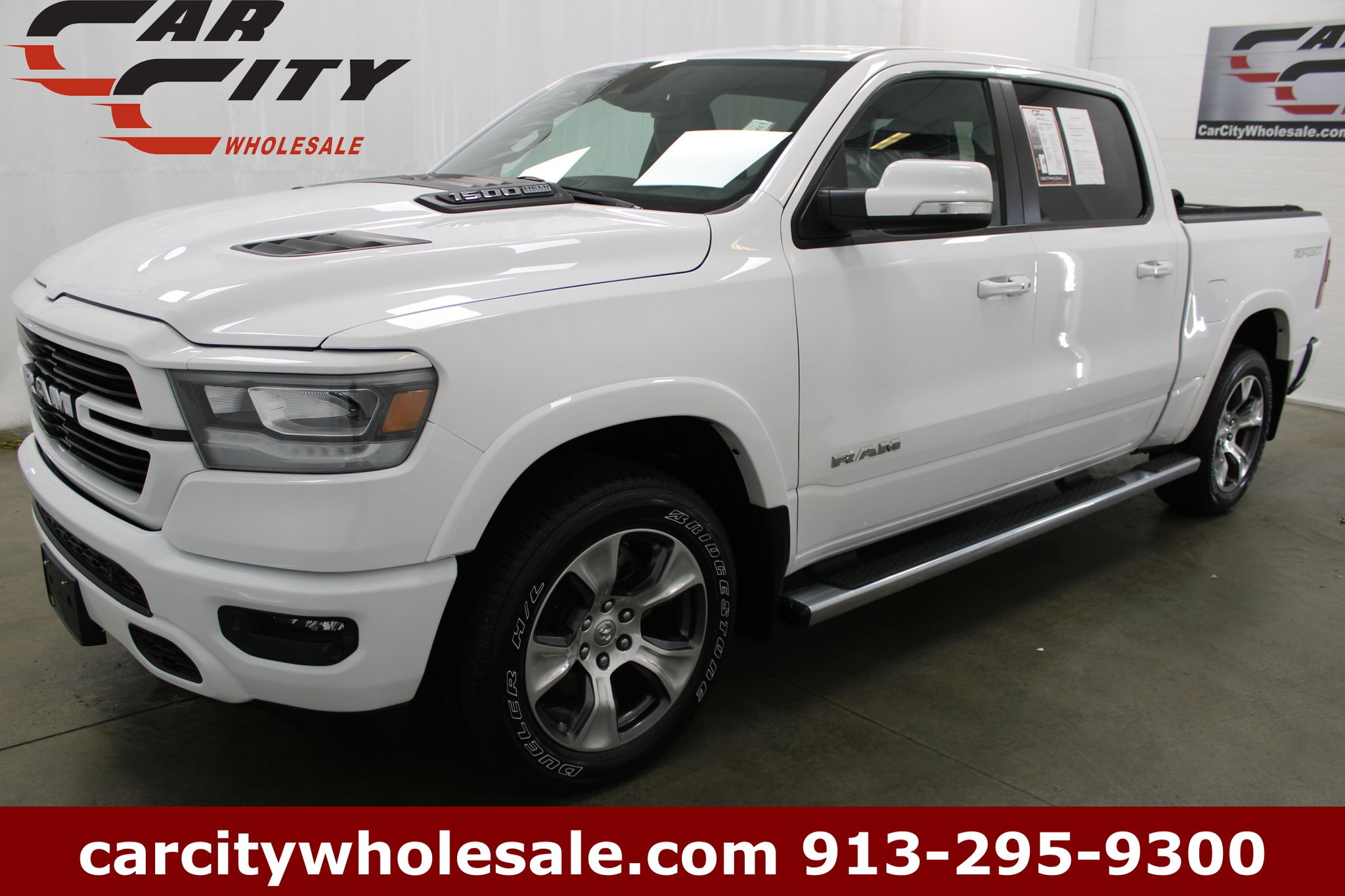 2021 RAM 1500 Laramie 4x4 Crew Cab 5'7's photo