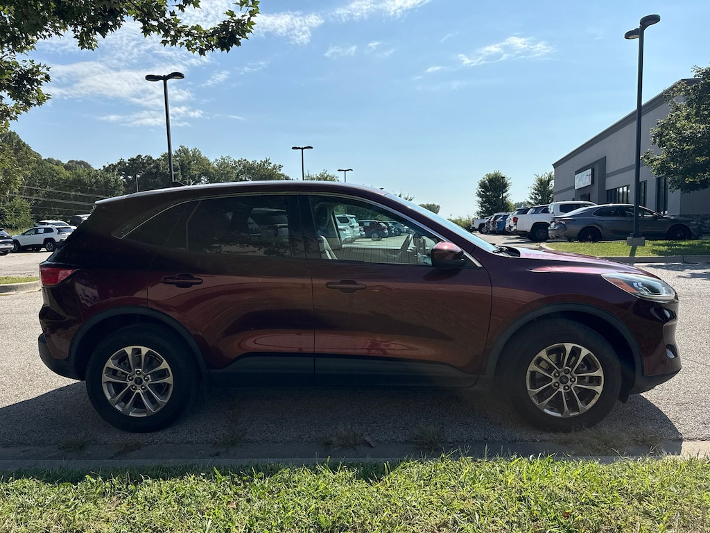Used 2021 Ford Escape SE SUV